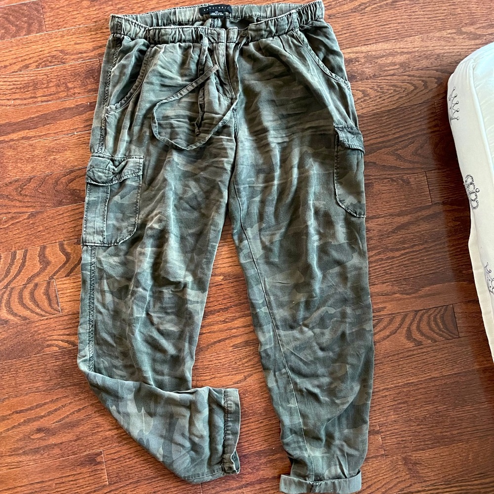 Camo light weight drawstring pant Anthropology